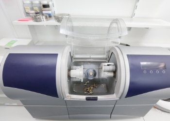Milling machine for creating CEREC dental crowns